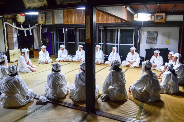 外国人が本格的な修行体験 多様なニーズに対応すべく ディープなインバウンドツアー造成が進む やまとごころ Jp