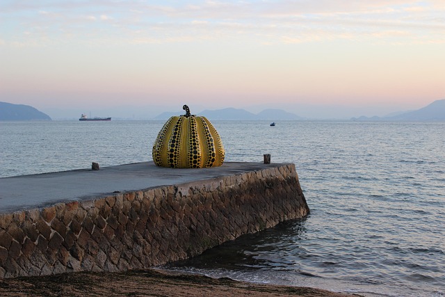 アートが好きな旅行者に人気の直島