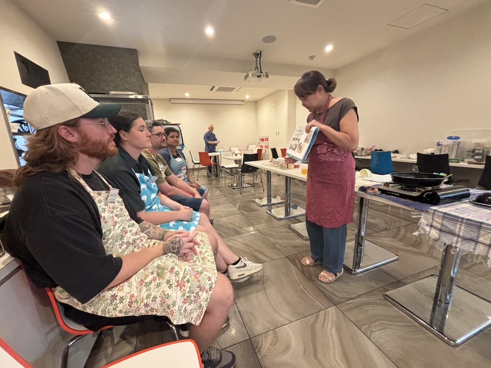 お好み焼き体験参加の4名