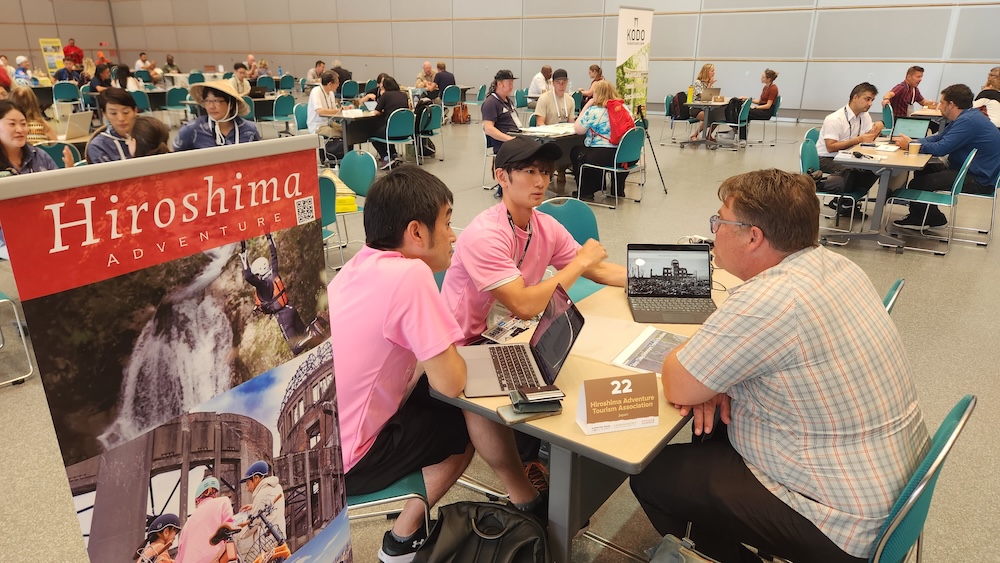 ATWSでの商談風景