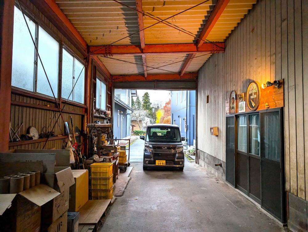 開業を目指す古民家宿泊施設「あづまや」