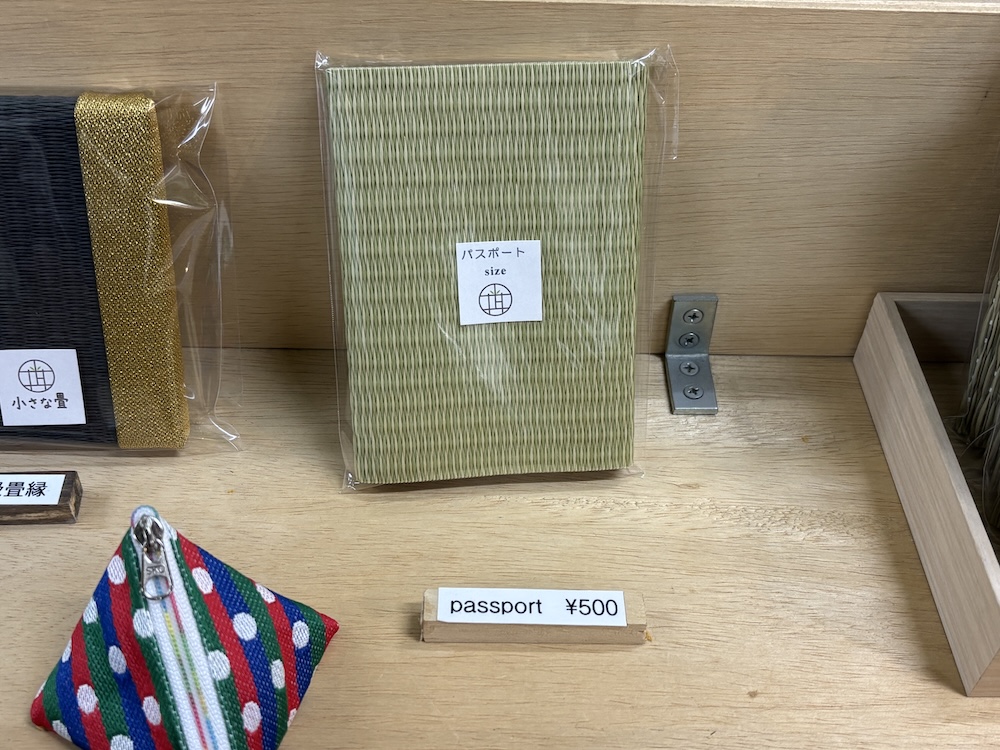 ちえこさんのアイデアでできたパスポートカバー