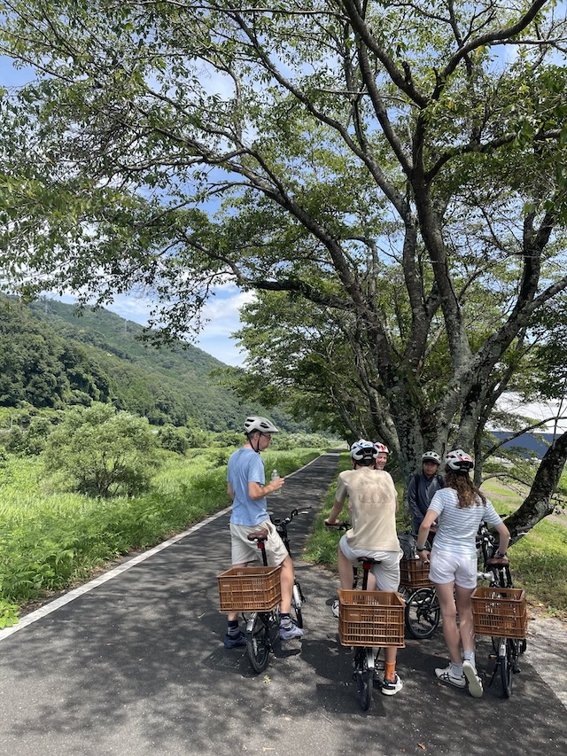 発酵サイクリングツアーの様子